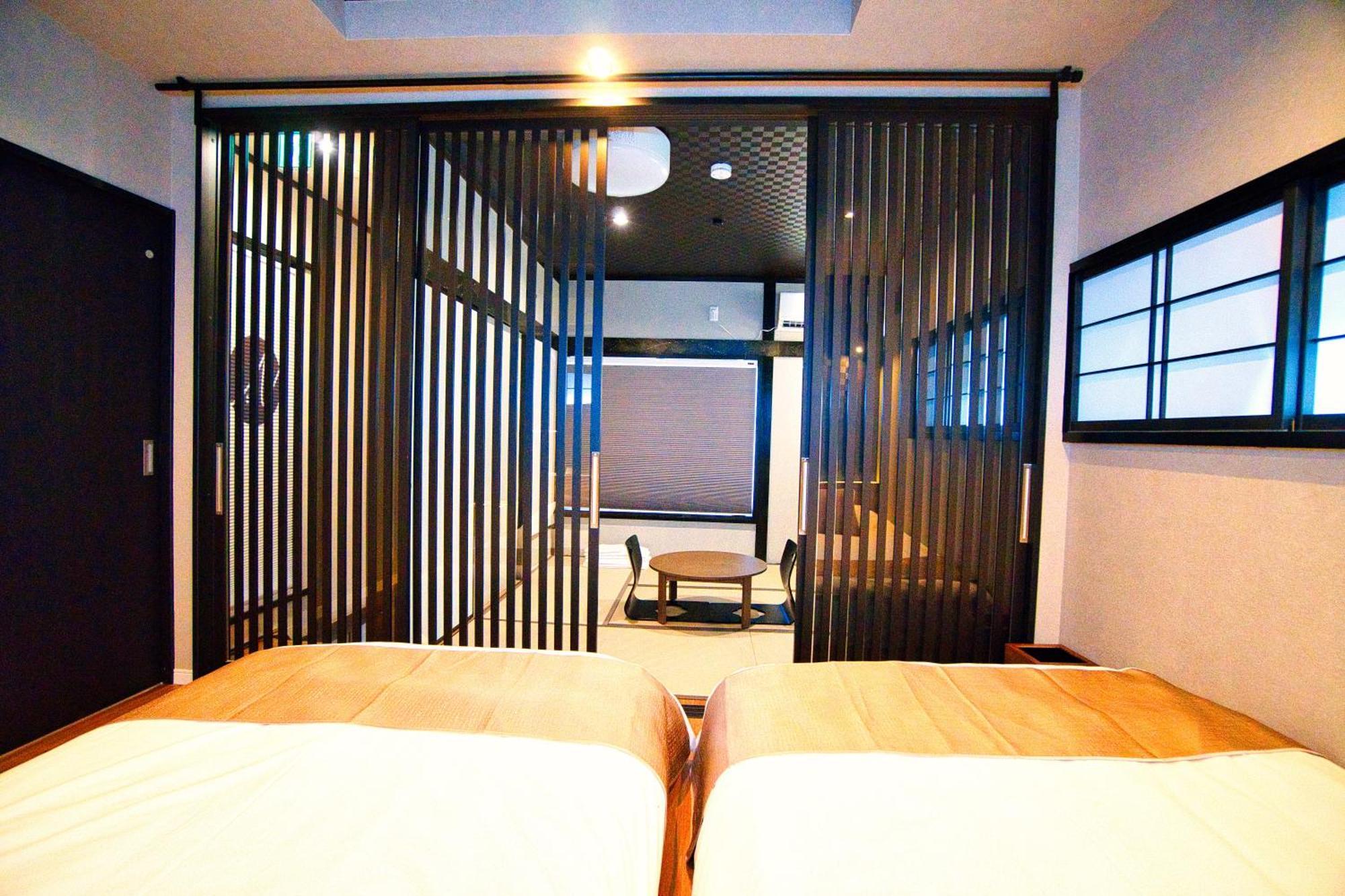 Nook Tokio